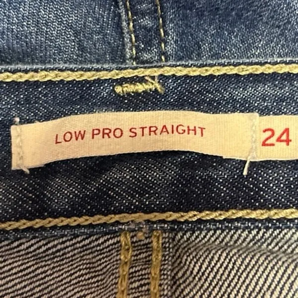 Levi's Women's Blue Medium Wash Distressed Low Pro Straight Denim Jeans Size 24 - Image 4
