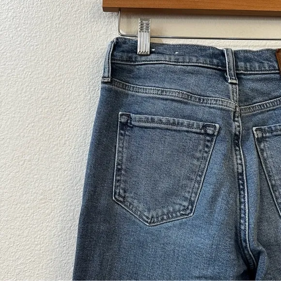Banana Republic Women's The Straight Leg Denim Jeans Size 26 Medium Wash‎ - Image 8