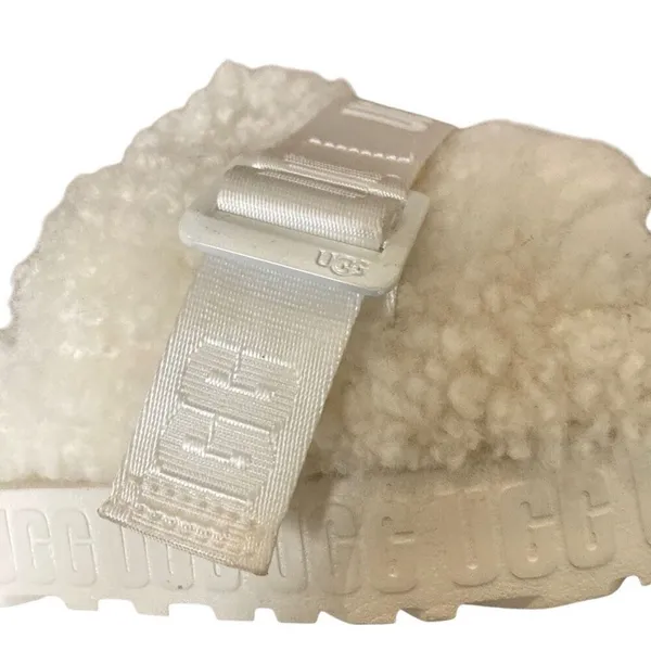 Ugg Fluffita slide‎ on off-white Sherpa sheepskin slippers womens 9 lug sole - Image 5