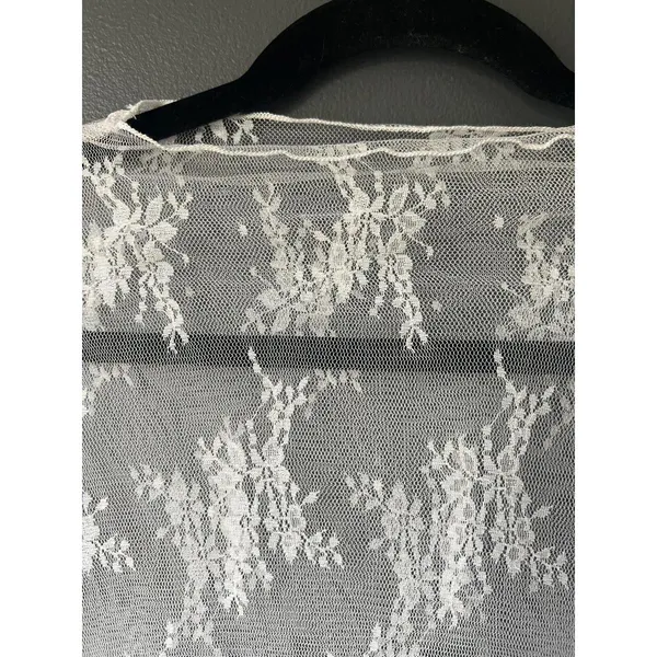 White Sheer Lace Long Sleeve Top XXL - Image 3