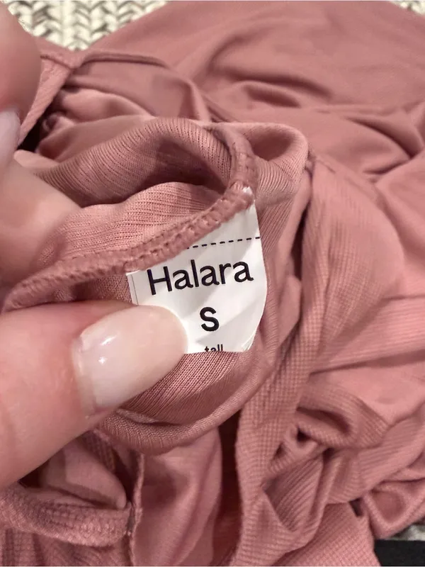 NWOT Halara Light Pink V Neck Short Sleeve Wide Leg Flowy Waffle Casual Jumpsuit - Image 9