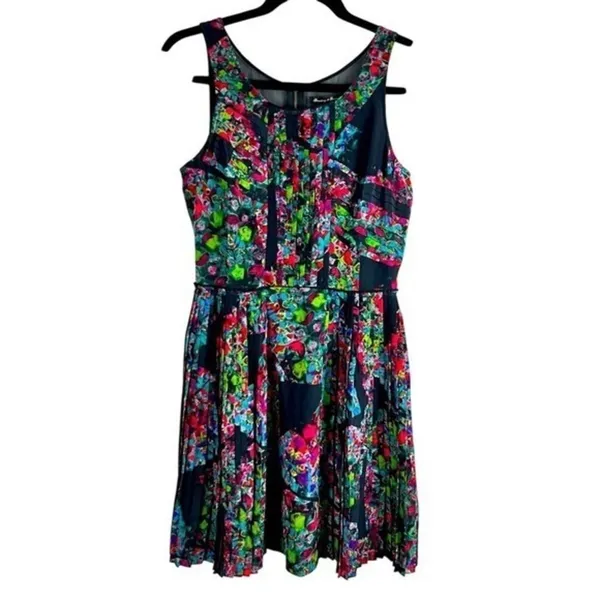 Broadway & Broome Silk Floral Pleated Mini Dress Size 0 - Image 2