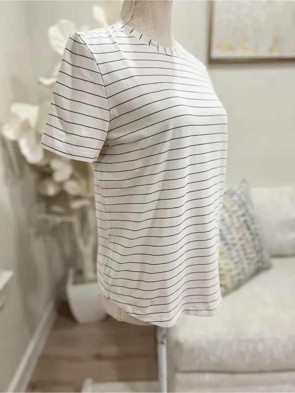 Lululemon Love Crewneck Women's White And Black Thin-Striped Shirt Size 6 - Image 4