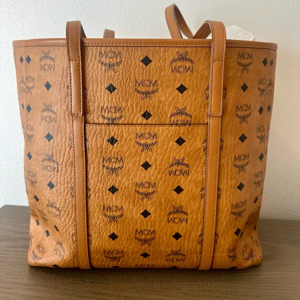 MCM Arena Top Zip Shopper Visettos Cognac - Image 2