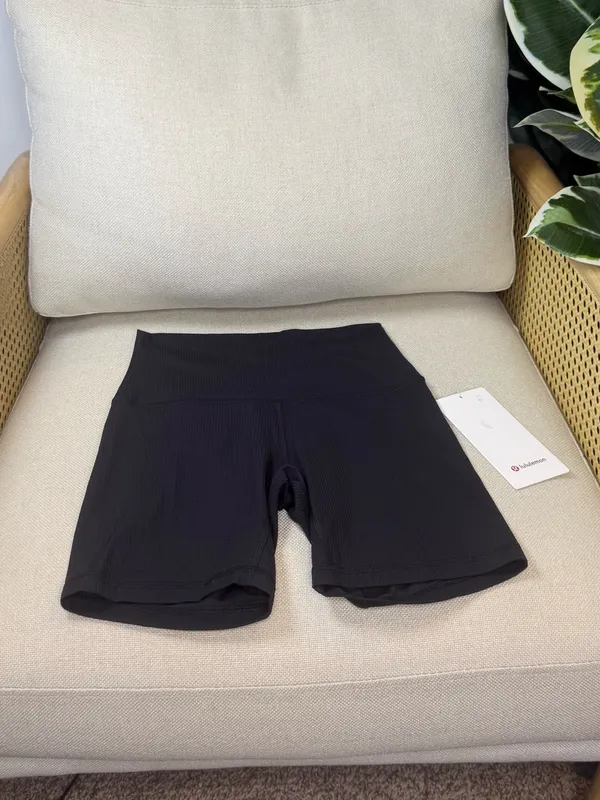 NWT Lululemon Align High-Rise Ribbed Short 6" Size 4 - Image 4