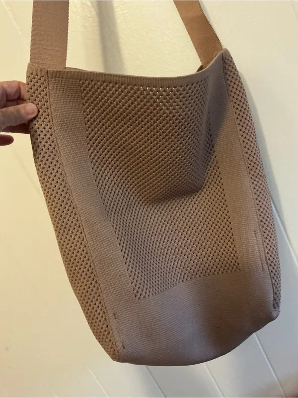Rare Out Of Stock Brown Taupe Everlane Knit Woven Slouchy Shoulder Tote Handbag - Image 2
