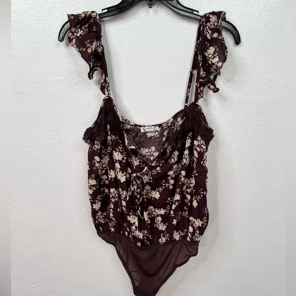 Free People Intimately Bodysuit Womens S Brown Floral Lace Ruffle Thong - Image 2