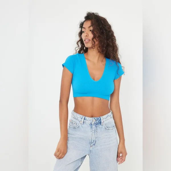 Garage Blue Seamless Ribbed V Neck Crop‎ Top - Image 7