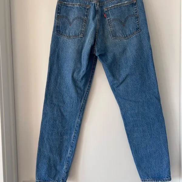 Levi’s Wedgie High Rise Straight Leg Jeans Size 27 Classic Vintage Fit EUC - Image 3