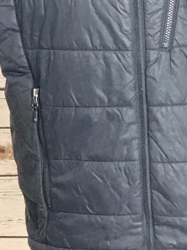 Marmot gorpcore black insulated puffer vest Size Small - Image 6