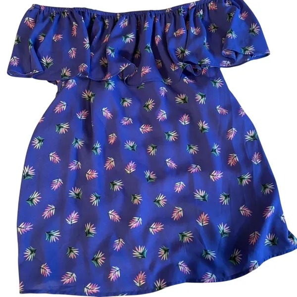 Blue floral off the shoulder top with ruffle detail. Size: L - Image 2