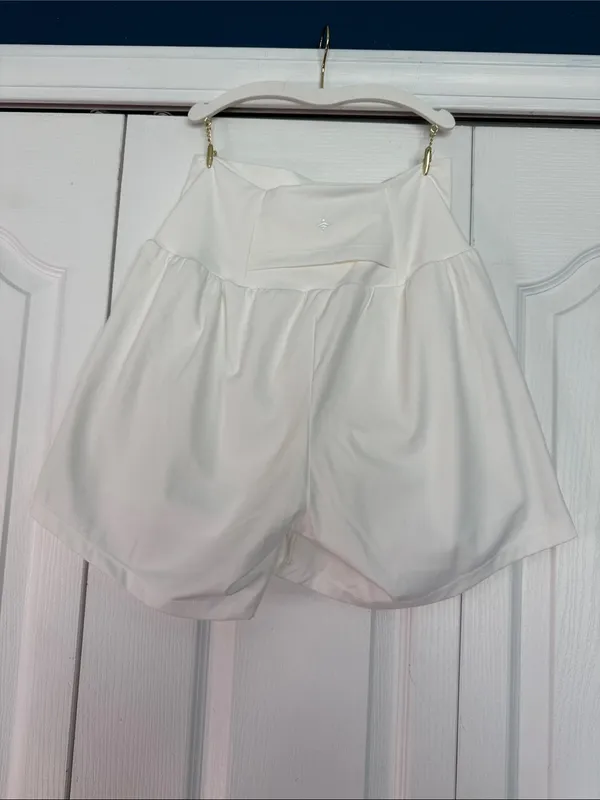HALARA Softlyzero Airy High-Waist Flared Athletic Shorts in White - Image 5