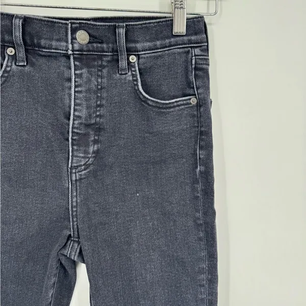 ARITZIA DENIM FORUM Lola High Rise Skinny 24L‎ in Size 26 - Image 6