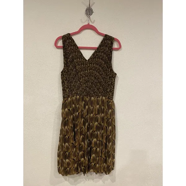 Talbots Dress Womens 12 Brown Feather Print Sleeveless Surplice Pleated A-Line - Image 5