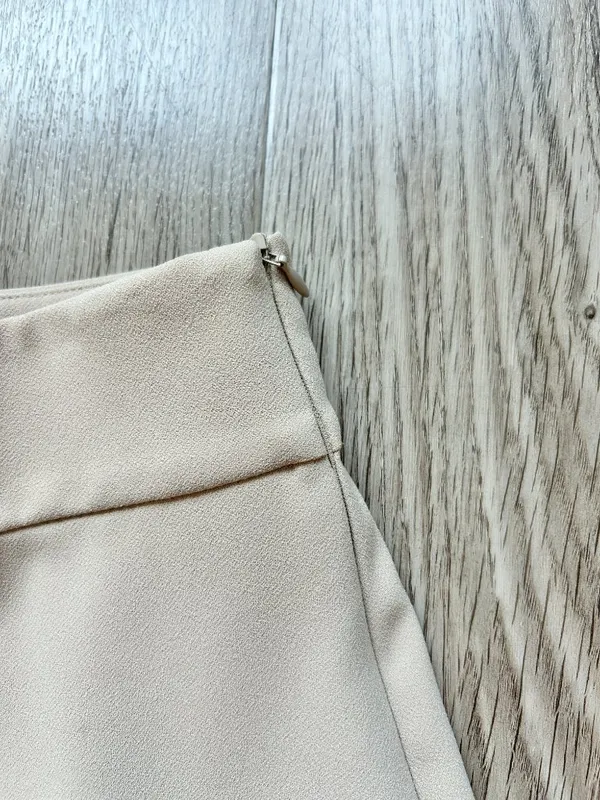 Zara Pleated Pull On Wide Leg Cropped Culottes Pants in Khaki Tan Size M - Image 5