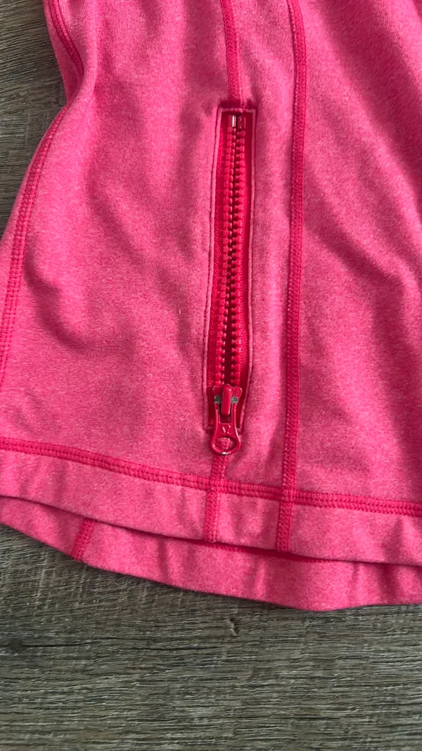 Lululemon define jacket in sonic pink, full zip, size 8 - Image 6