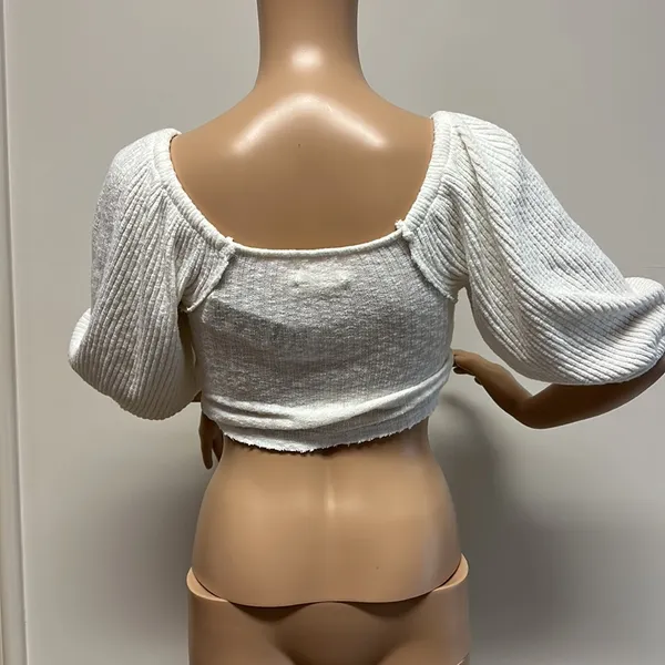 NWT Urban Outfitters Twisted Cropped Top - Image 6