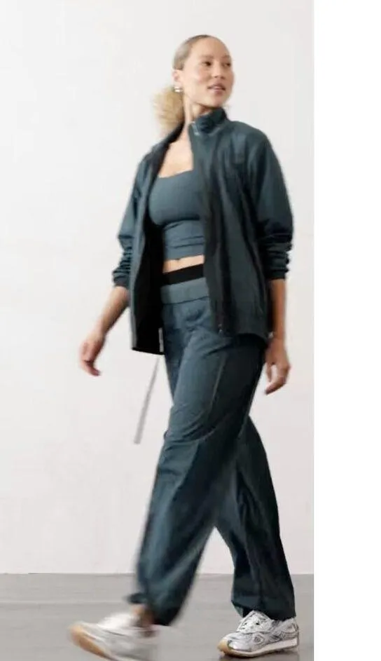 Athleta M Rise Anorak Jacket Eden Medium - Image 7