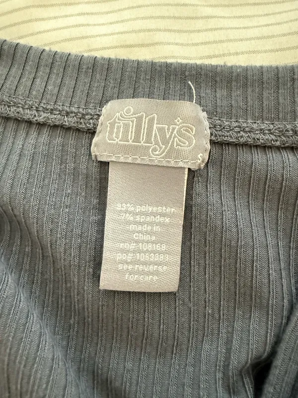 Blue V-Neck Tillys Top - Image 3