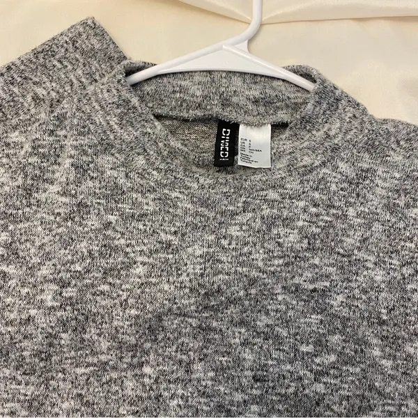 H&M Divided‎ Heather Grey Knit Mock Neck Sweater Top - Image 3