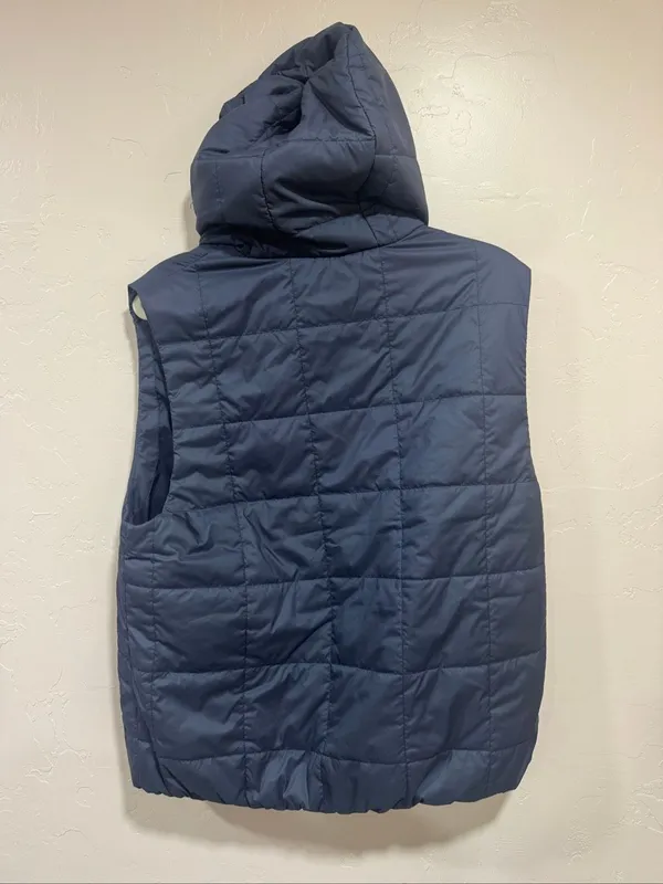 Patagonia Sunken Blue Women's Light Gust Hooded Vest - Image 6
