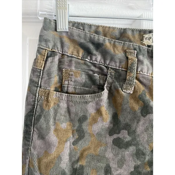 Free People Camo Skinny Corduroy Pants Womens‎ Size 25 Green Camo Cotton Y2K - Image 2