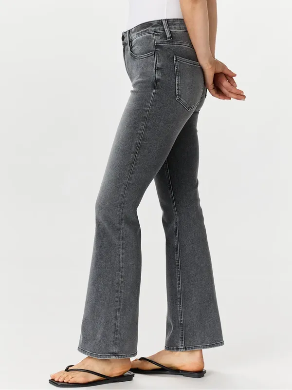 Quince Luna Stretch Flare Jeans Greyed Out Size 29 - Image 3