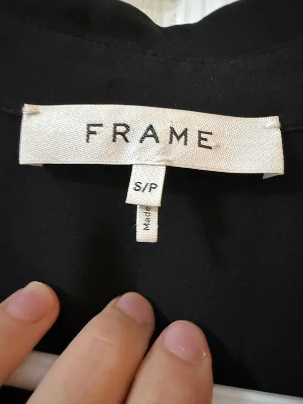 Frame 100% Silk Ruffle Sleeve Black Blouse - Image 3