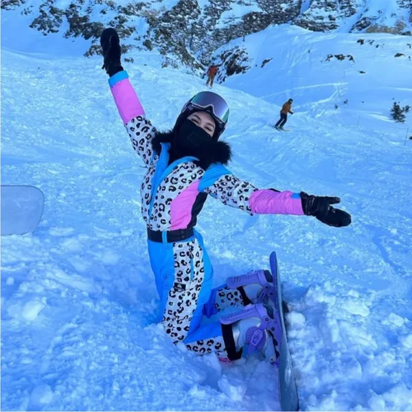Tipsy Elves‎ Ski Snow Suit Women's Size S Snow Leopard Pink Blue Faux Fur Read - Image 7