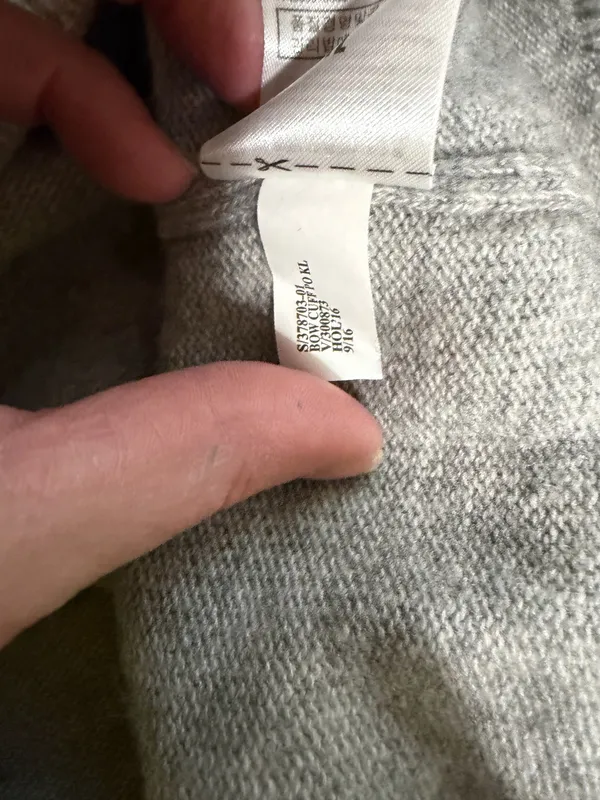 Banana Republic Grey Wool & Cashmere Blend Flipucci Sweater Size M. - Image 6