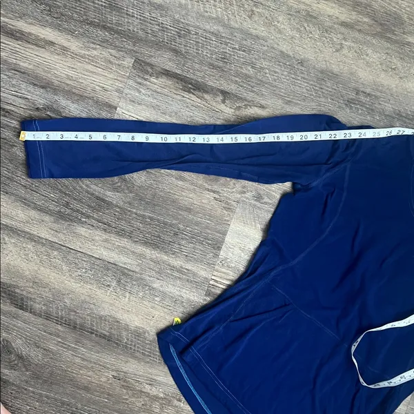 Mountain Hardwear Women’s Blue Long sleeve Hiking Top Size Lg 🔲 - Image 10