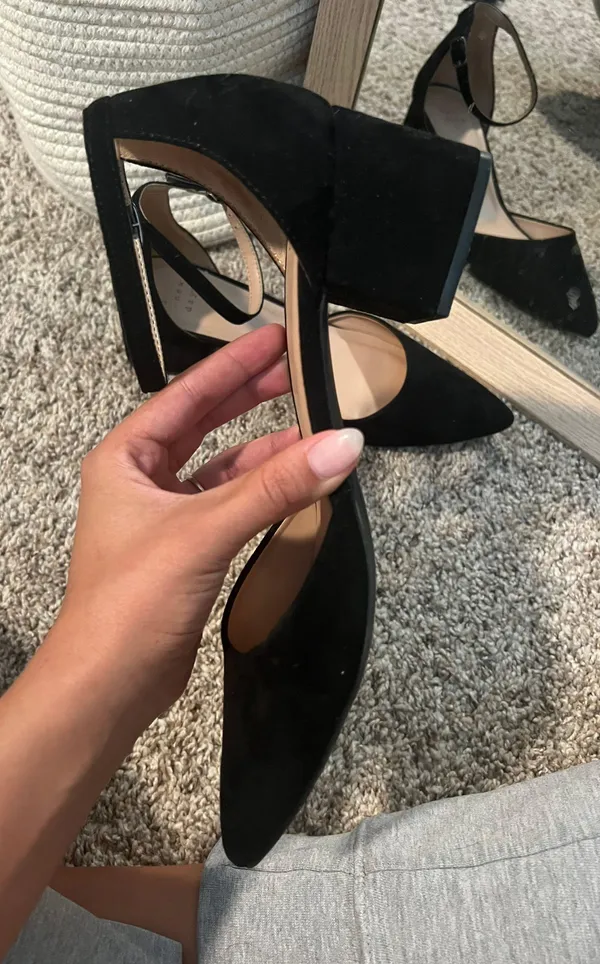 black heels Size 8 - Image 3