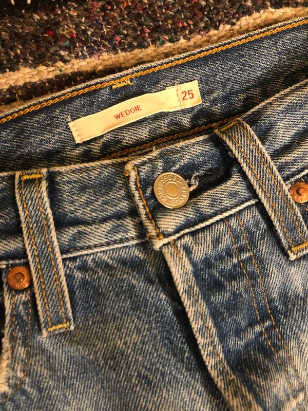 Levi's Wedgie Straight Jeans - Image 7