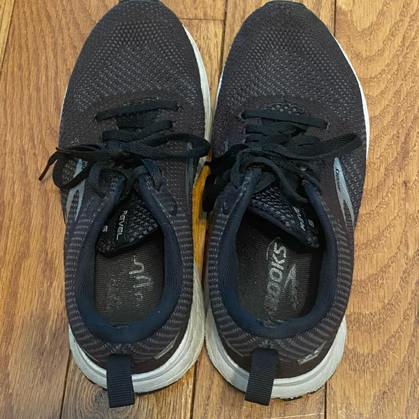 Women's Brooks Revel 5 Black White Running Shoes Size 7.5 1203611B036‎ - Image 3