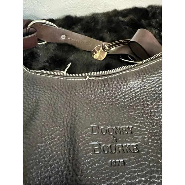 DOONEY & BOURKE 1975 Small East West Hobo Shoulder Bag Leather - Image 6