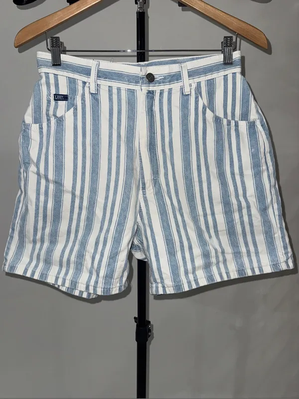 90s Vintage Lee High-Waisted Jorts - Image 2