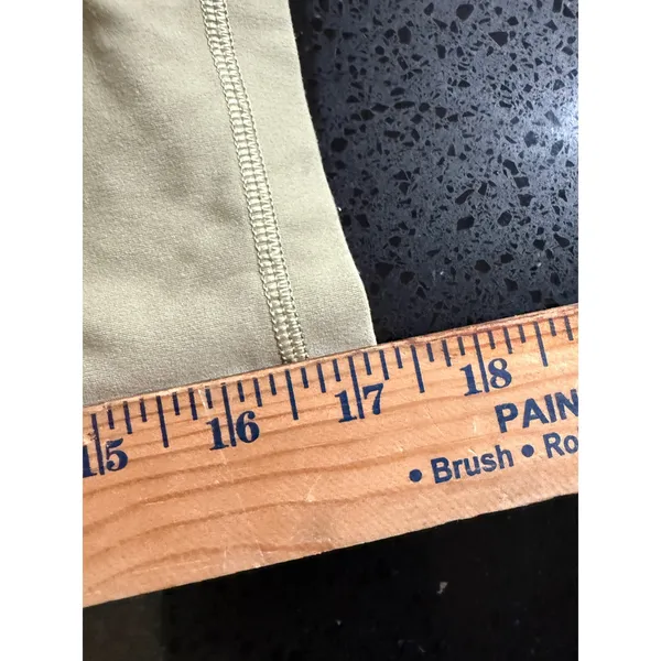 OFFLINE by Aerie Real Me Crossover High Waisted 7" Bike‎ Shorts Olive Green M - Image 6