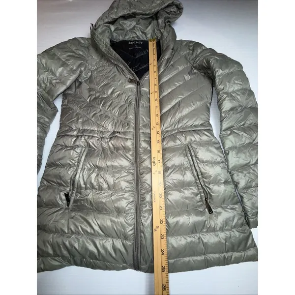 DKNY Women's Down Puffer Jacket XS Metallic Green Hooded Warm‎ Winter Coat - Image 3