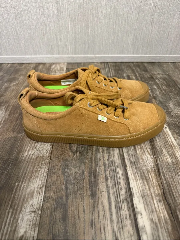Cariuma Women’s Suede Sneaker in Tan Size 9 - Image 8