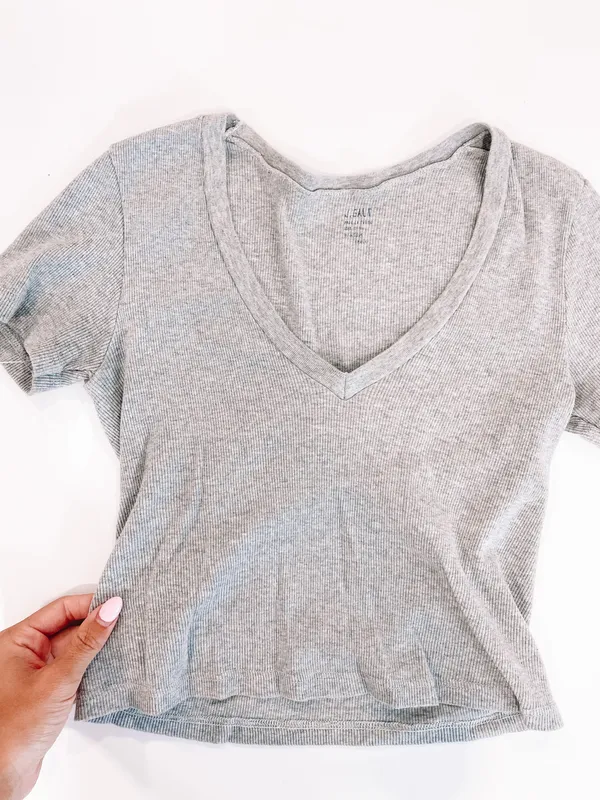 Brandy Melville Gray Tee! - Image 8