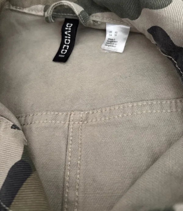 Divided Women’s Oversized Camo Jacket - Image 4