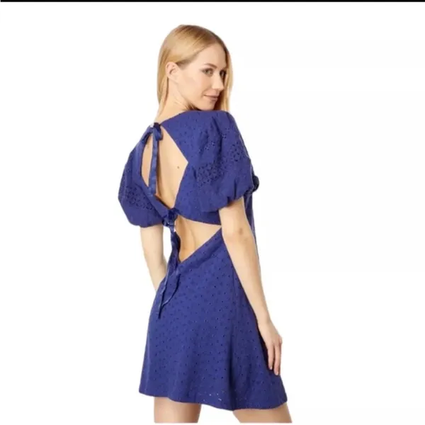 Free People Apricot‎ Rose Puff Sleeve Eyelet Dress Living Indigo Size large NWT - Image 2