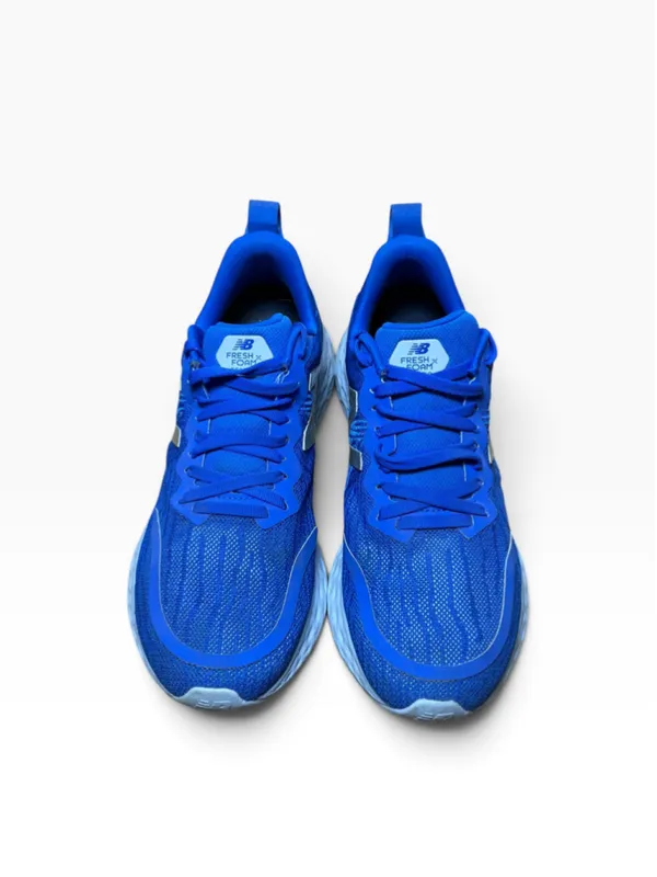 Women's New Balance Fresh Foam Athletic Shoes in Blue and Silver size US10 - Image 11