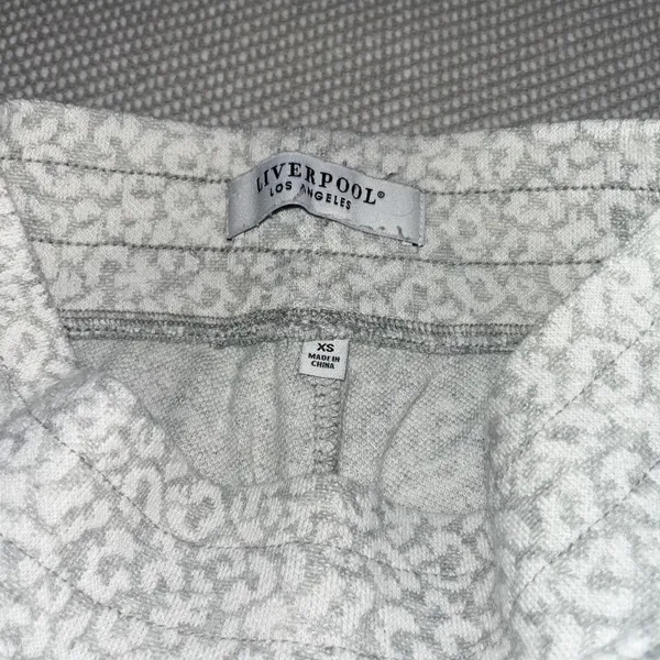 Liverpool White Gray Cheetah Animal Print Jogger Sweatpants Sz Xs - Image 3