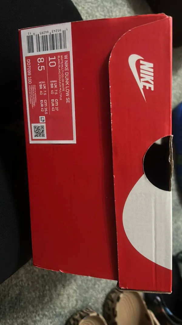 Nike Women’s Dunk Low - Image 3