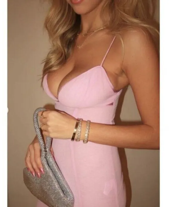 HOUSE OF CB Loren Georgette Mermaid Gown in Pink Size Medium - Image 6