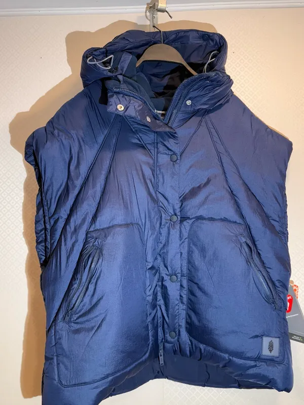 NWT FP Movement by Free People Navy Quilted Parker Hooded Poncho Puffer Vest - Image 6