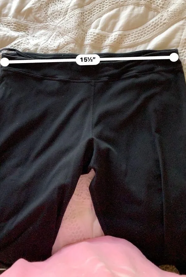 #%13 BLACK CAPRI - Image 3