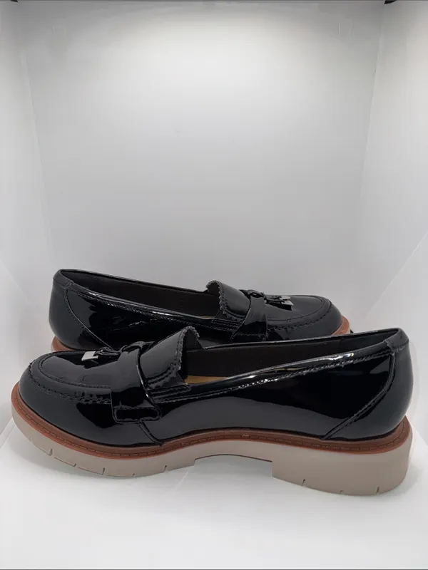 Clarks Westlynn Bella Black Patent Loafers Women's Size 8.5 - Image 3
