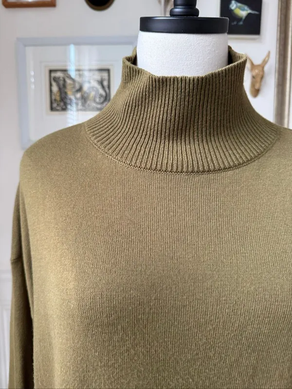 Loft Artichoke Green Mock Neck Fine Gauge Knit Sweater M - Image 3